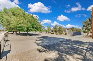 9037 5th Ave, Hesperia, CA 92345 - Photo 4