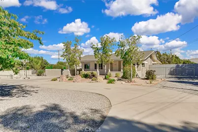 9037 5th Avenue, Hesperia, CA 92345 - Photo 1