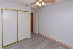13377 Mountain Dr, Hesperia, CA 92344 - Photo 16