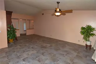 13377 Mountain Dr, Hesperia, CA 92344 - Photo 6
