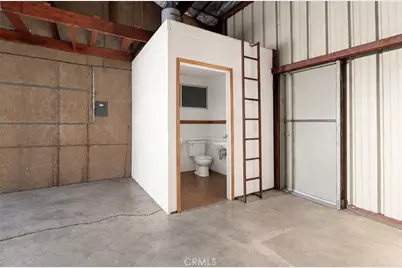 17565 Alder, Hesperia, CA 92345 - Photo 54