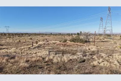 11132 Campanula, Phelan, CA 92371 - Photo 6