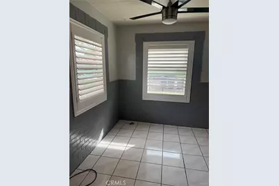10439 Stanford Avenue, South Gate, CA 90280 - Photo 2