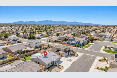 13311 Via Del Lago, Victorville, CA 92392 - Photo 30
