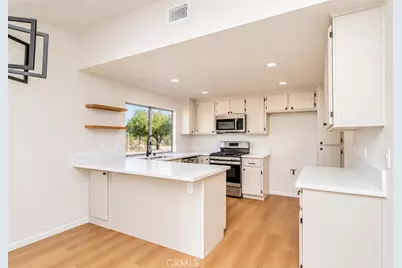 9250 Delmar Avenue, Hesperia, CA 92345 - Photo 6