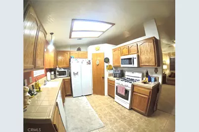 15550 Desert Star, Apple Valley, CA 92307 - Photo 4