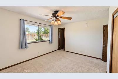 21360 Minodoka Road, Apple Valley, CA 92308 - Photo 10