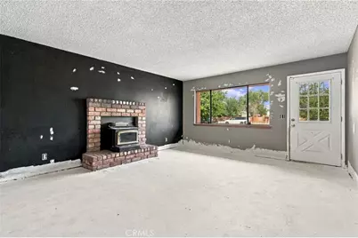 21903 Esaws, Apple Valley, CA 92307 - Photo 6