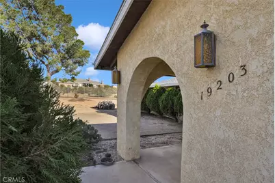 19203 Seneca Road, Apple Valley, CA 92307 - Photo 6