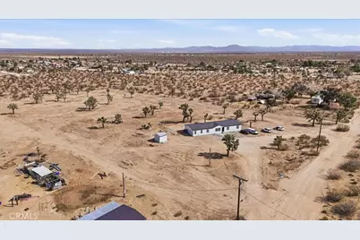 6288 Maricopa, Phelan, CA 92371 - Photo 2