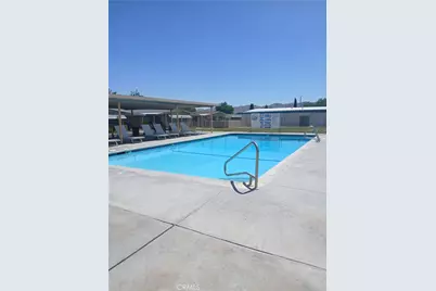 20683 Waalew Road #B68, Apple Valley, CA 92307 - Photo 48