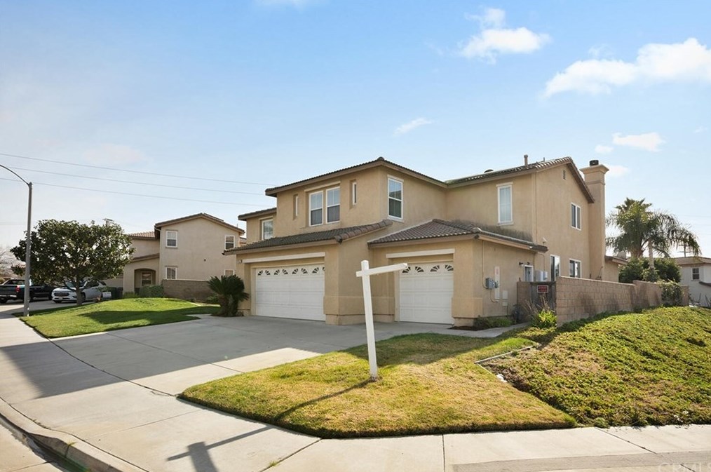 13437 Pelican Peak Ct, Corona, CA 92880-9293