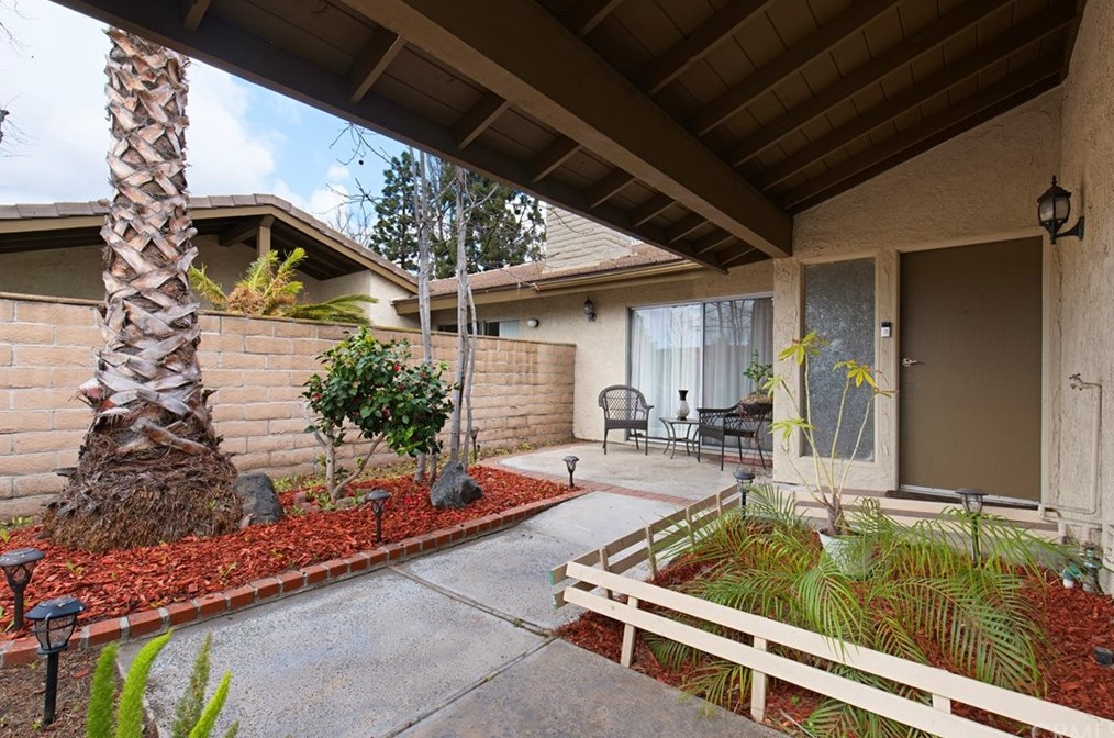 9371 Tudor Ln, Garden Grove, CA 92841