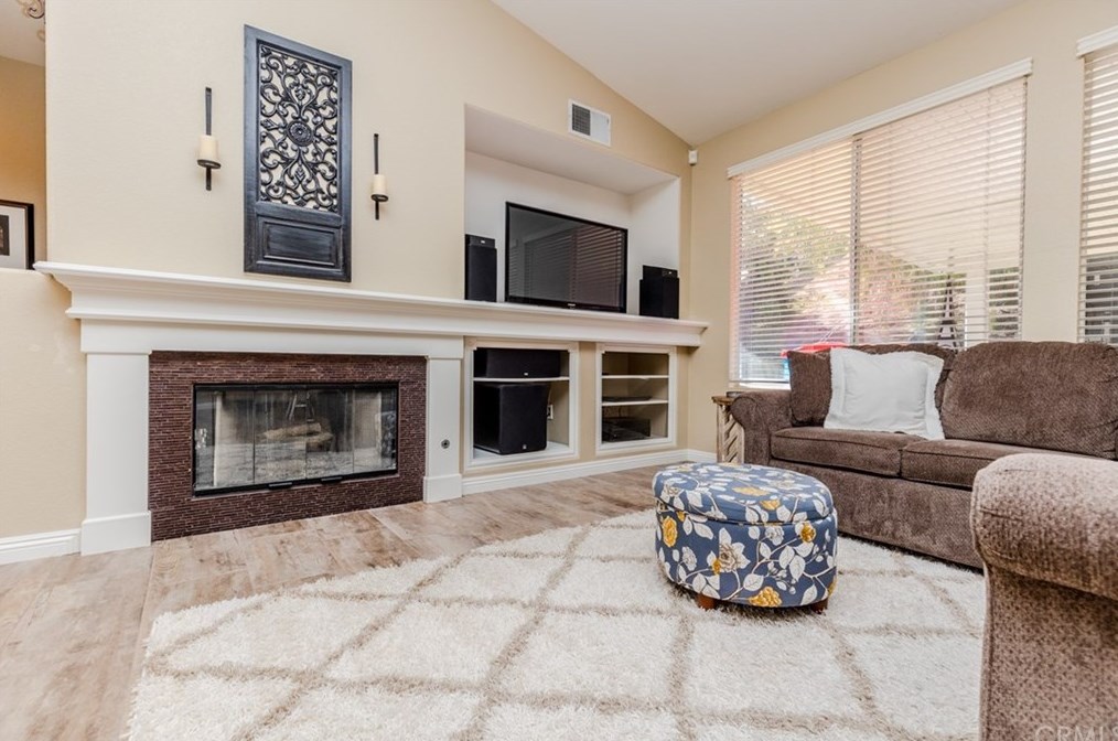 13311 Placid Hill Dr, Corona, CA 92883-8445