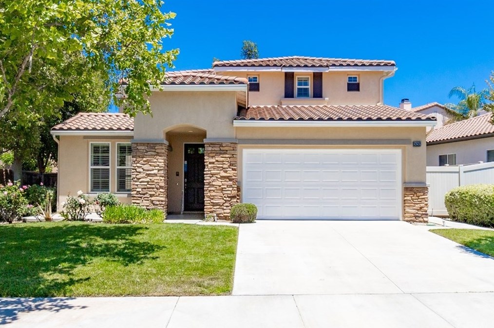 38292 Taylor Ln, Murrieta, CA 92563-5874