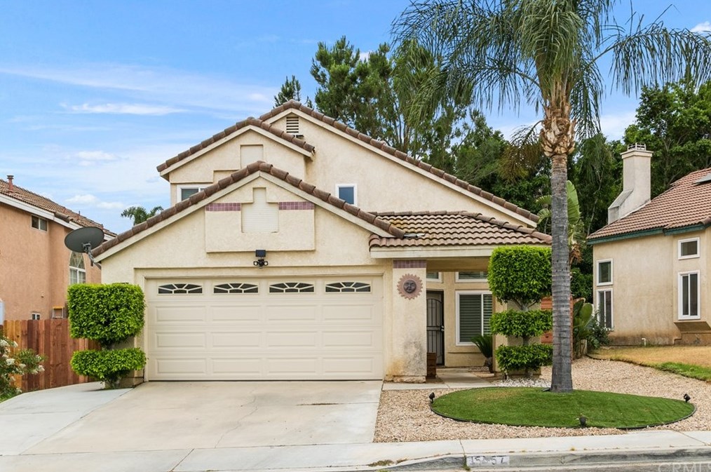 15557 Madalena Cir, Fontana, CA 92337-0985