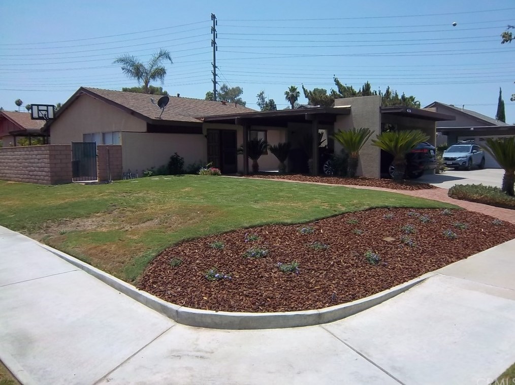 5025 Pear Blossom, Riverside, CA 92507