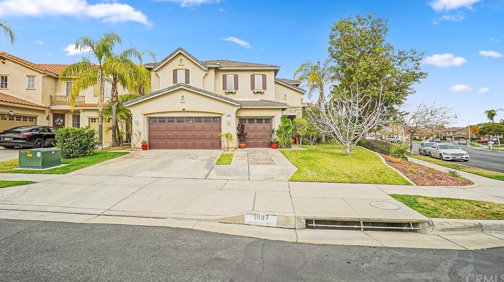 1897 Littler Ln, Corona, CA 92883-0697