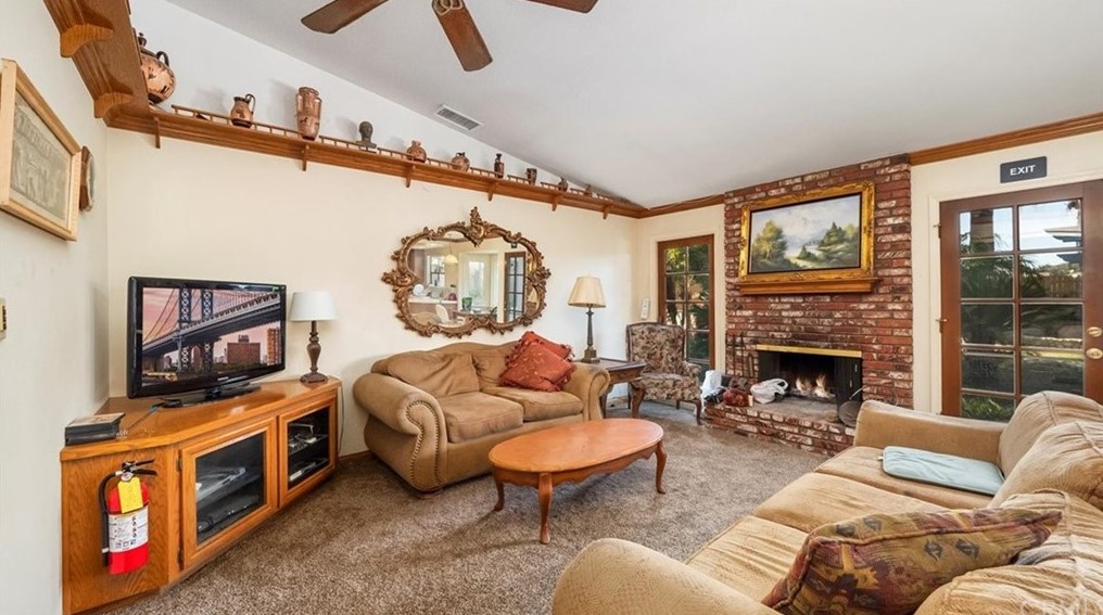 15058 Zieglinde Dr, Lake Elsinore, CA 92530