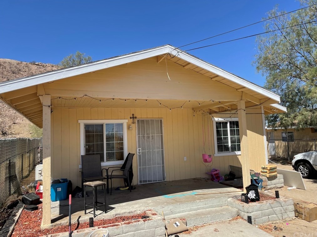 310 N 3rd Ave, Barstow, CA 92311