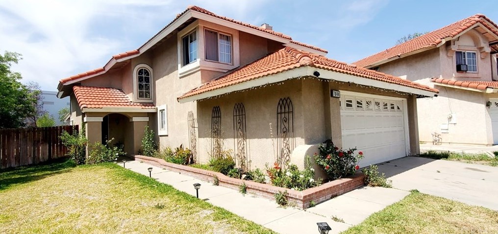 7644 Sun Petal Ct, Fontana, CA 92336-1665