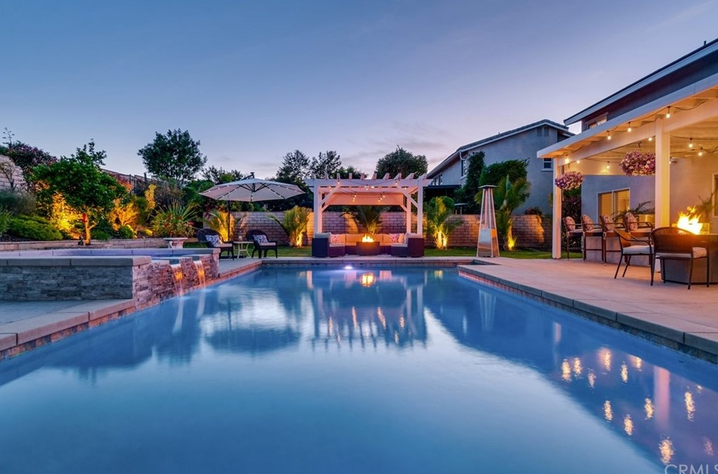 3449 Christopher Ln, Corona, CA 92881-0724