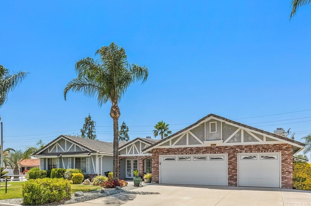 22849 Pebblestone Dr, Lakeview, CA 92567-8903