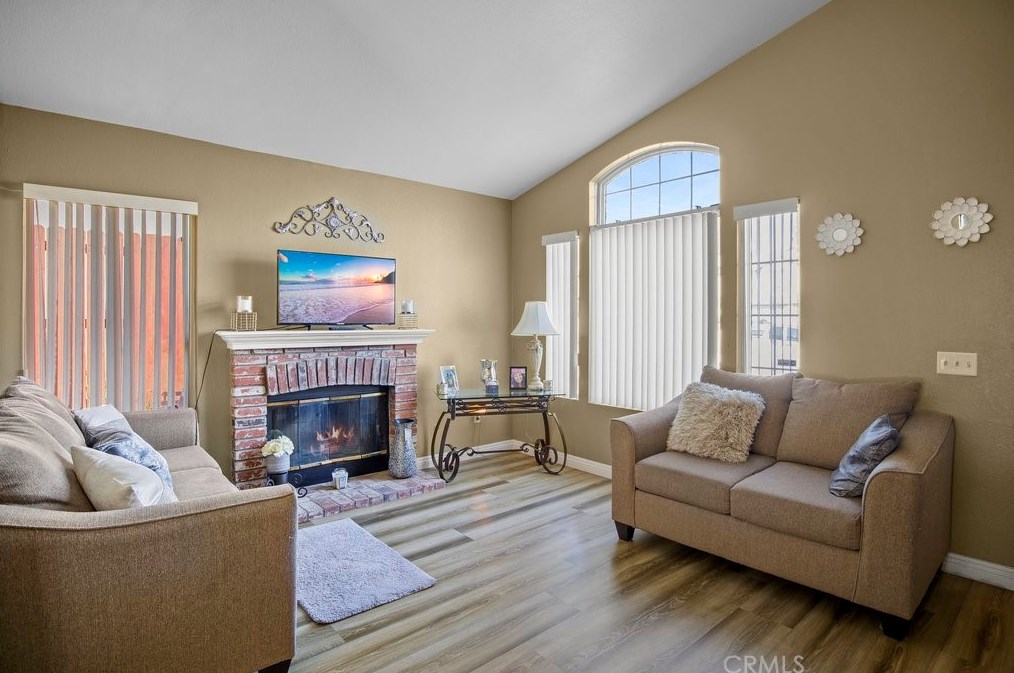 12869 Fontainebleau Dr, Moreno Valley CA  92555-2330 exterior