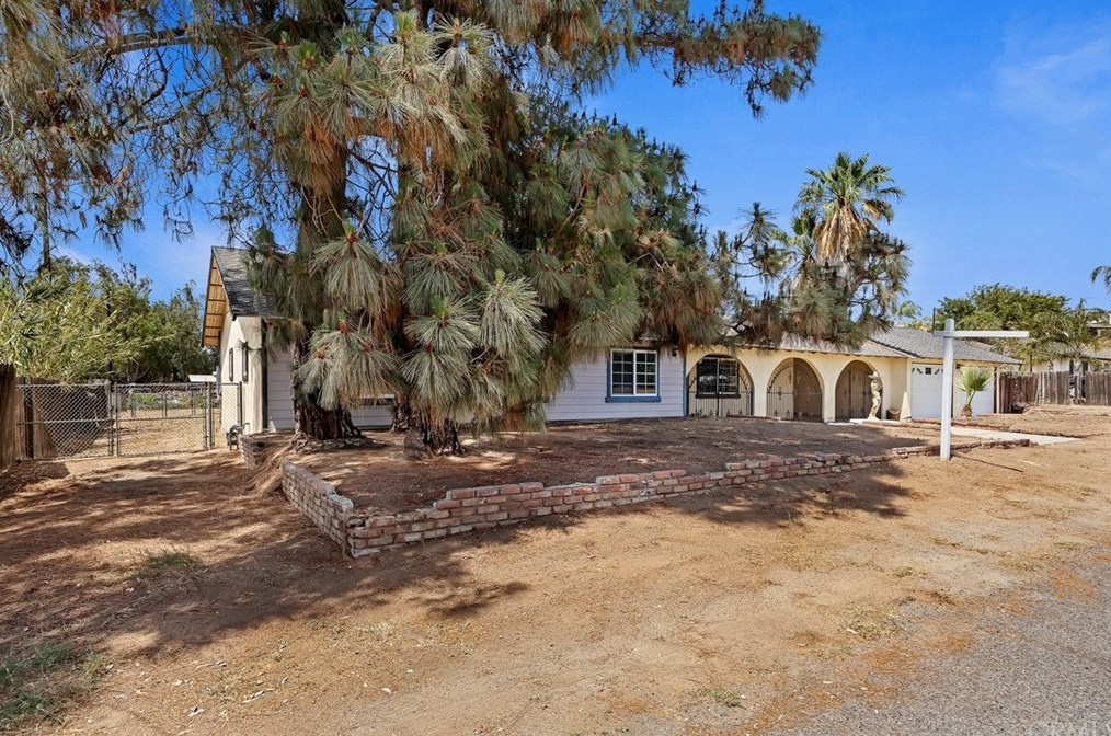 661 Bridle Ln, Norco, CA 92860