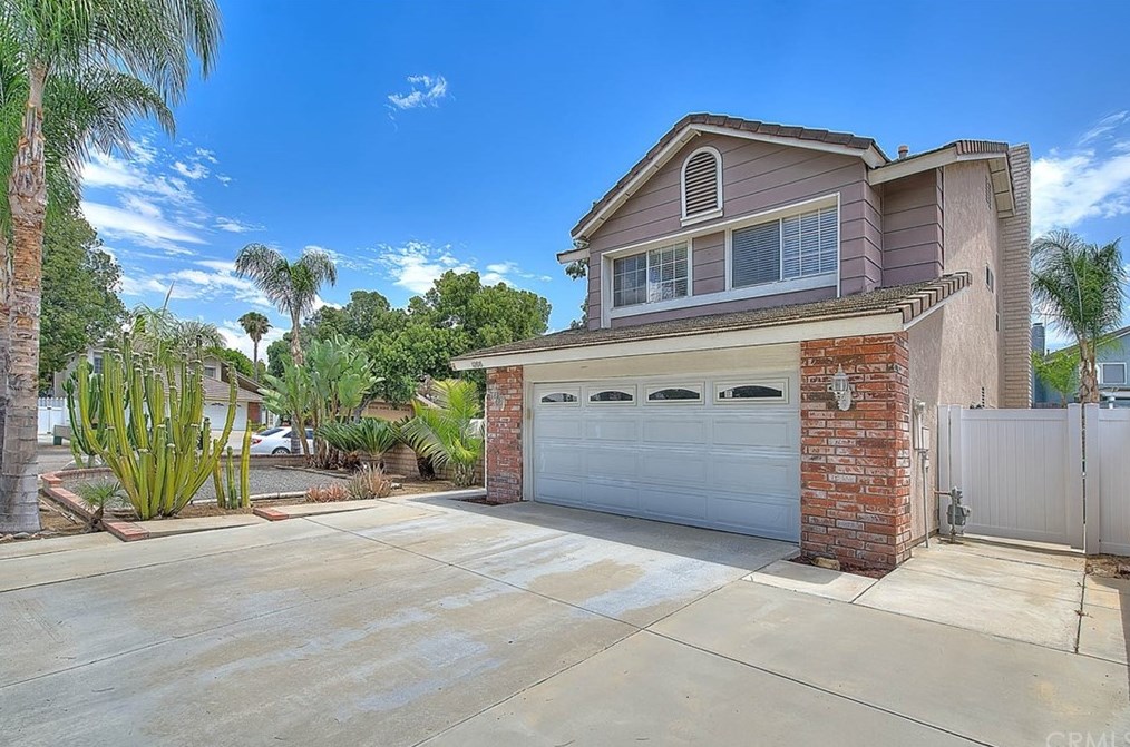 1266 Marriott Cir, Corona, CA 92882-4525