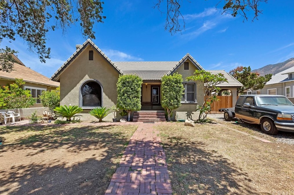 27942 Atlantic Ave, Highland, CA 92346-2704