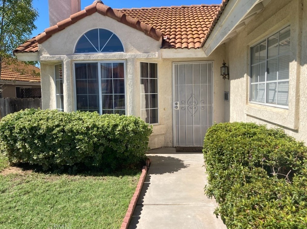 23743 Canyon Oak Dr, Murrieta, CA 92562-2005