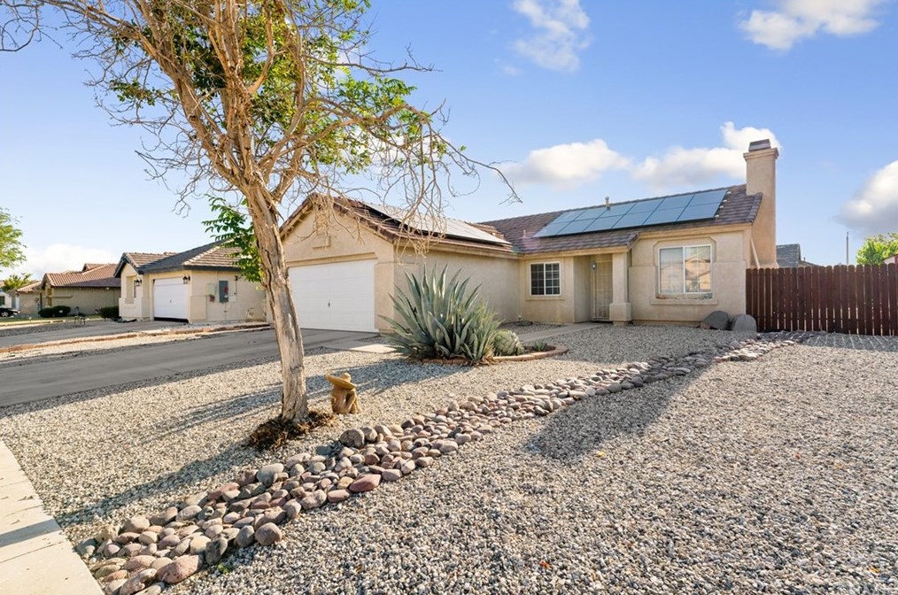 37738 Avenida De Casas, Palmdale, CA 93552-4102