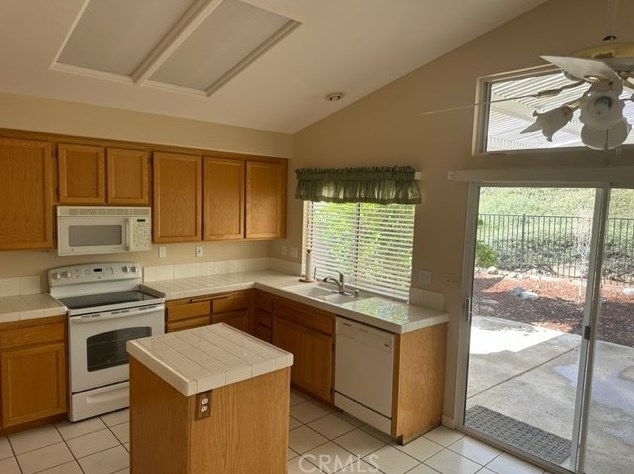 40174 Via Calidad, Murrieta CA  92562-3579 exterior