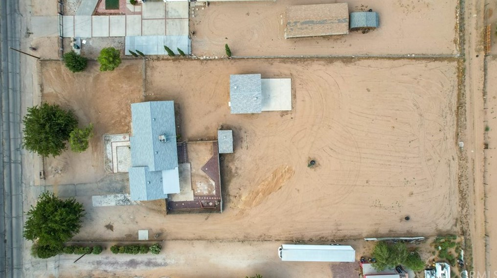 8919 11 Ave, Hesperia CA  92345-3837 exterior