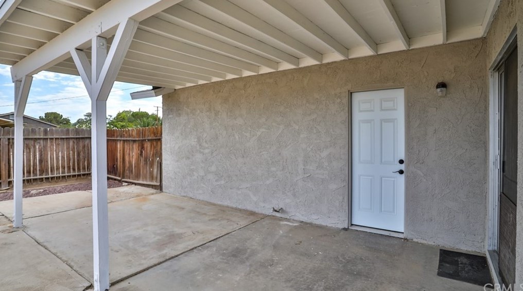 8919 11 Ave, Hesperia CA  92345-3837 exterior