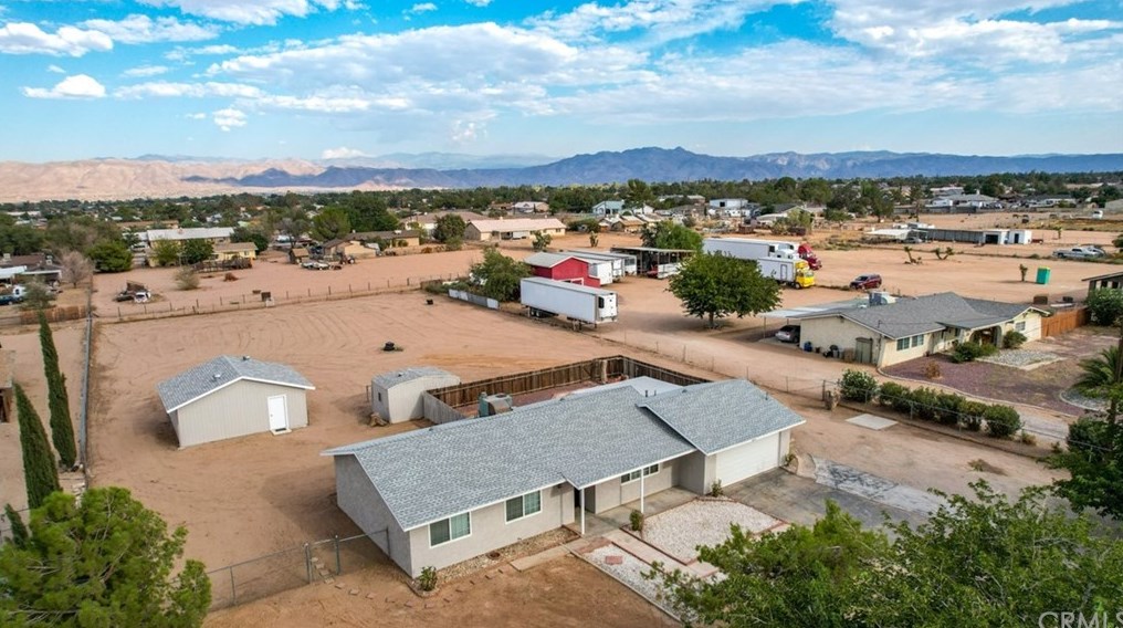 8919 11th Ave, Hesperia, CA 92345-3836