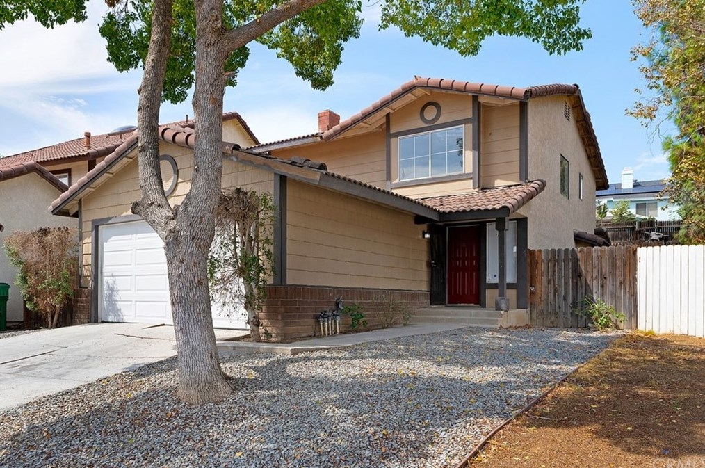 11865 Dream St, Moreno Valley, CA 92557-6122
