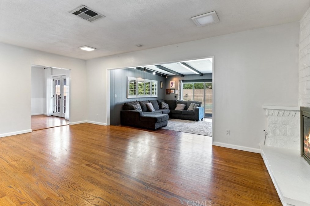 17448 Filbert St, Fontana CA  92335-5921 exterior