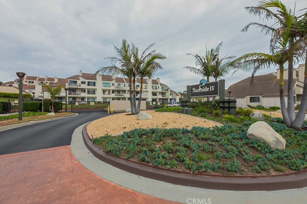 626 Island View Cir, Naval Base Ventura County CA  93041-3443 exterior