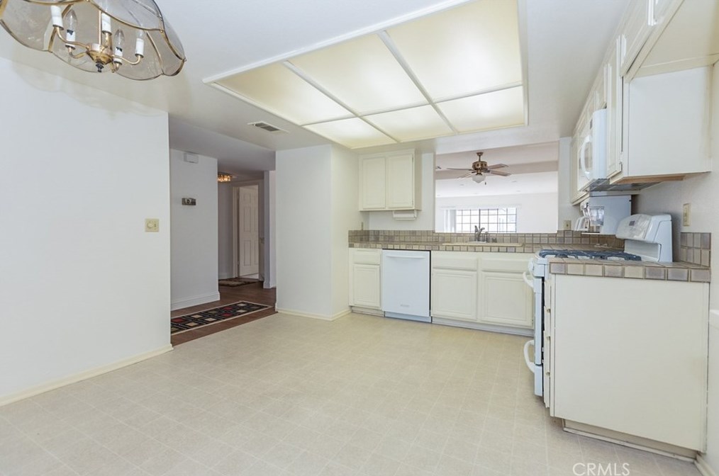 626 Island View Cir, Naval Base Ventura County CA  93041-3443 exterior