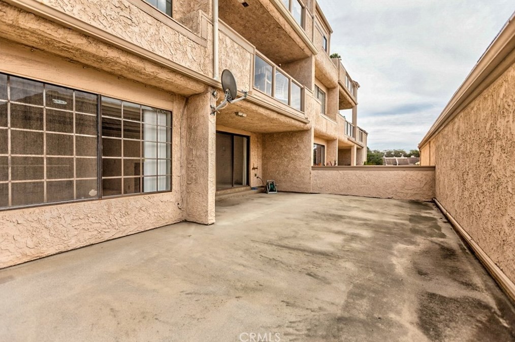 626 Island View Cir, Naval Base Ventura County CA  93041-3443 exterior