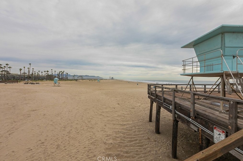626 Island View Cir, Naval Base Ventura County CA  93041-3443 exterior