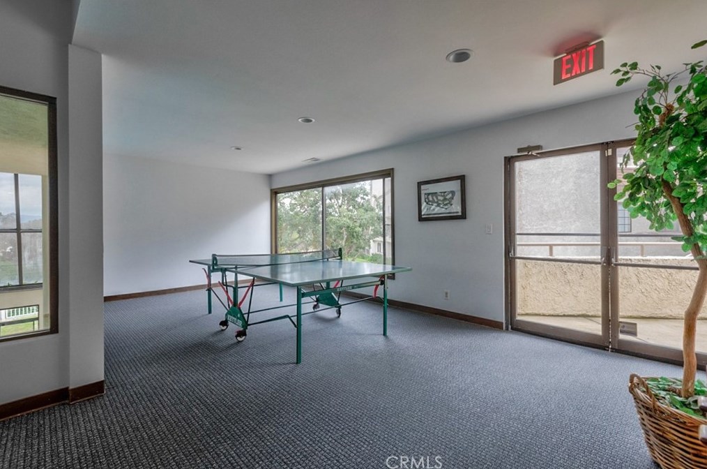 626 Island View Cir, Naval Base Ventura County CA  93041-3443 exterior