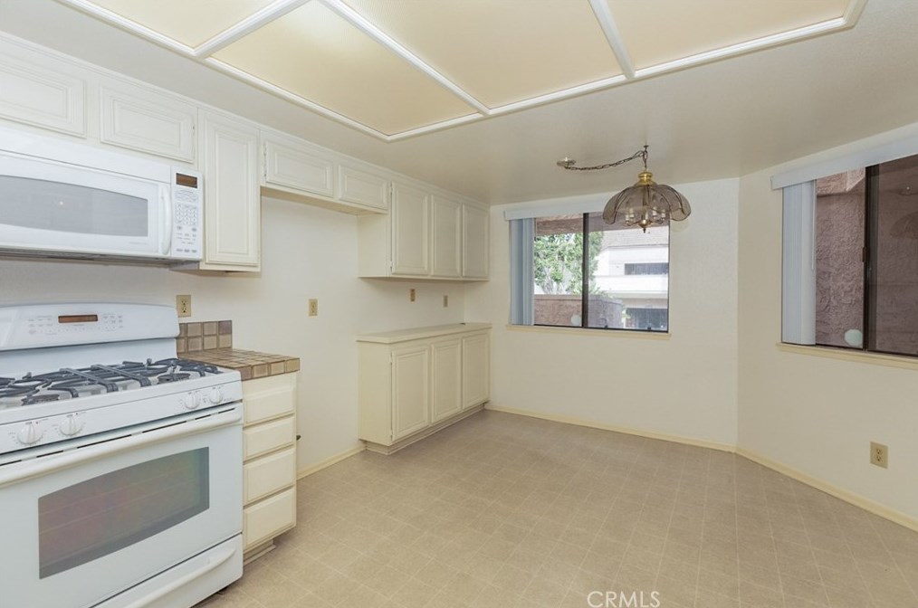 626 Island View Cir, Naval Base Ventura County CA  93041-3443 exterior
