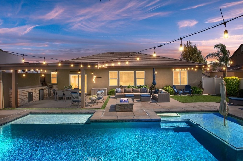 14840 Meadows Way, Corona, CA 92880-3937