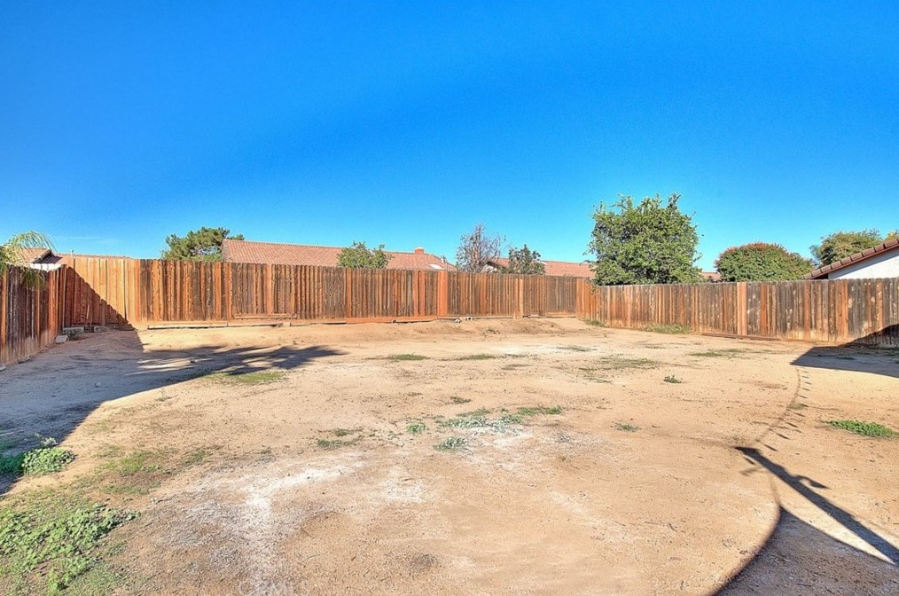 12840 Alona St, Moreno Valley CA  92553-5662 exterior