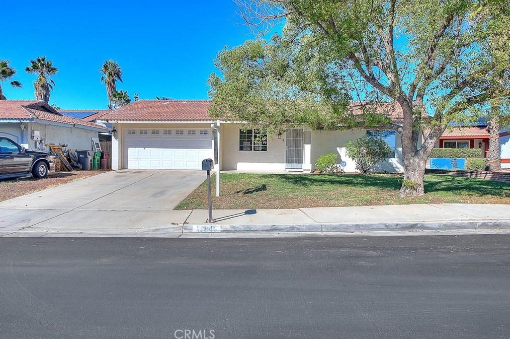 12840 Alona St, Moreno Valley CA  92553-5662 exterior