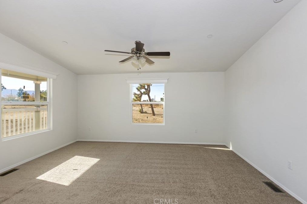 11251 Nevada Rd, Phelan, CA 92371-6907