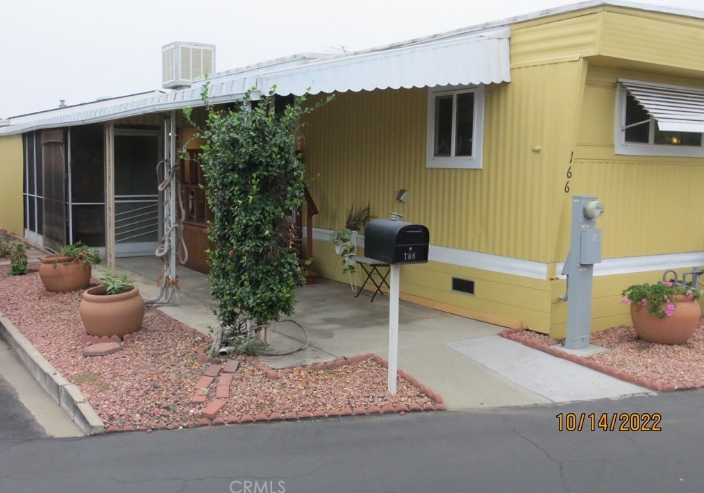 301 E Foothill #166, Pomona, CA 92767